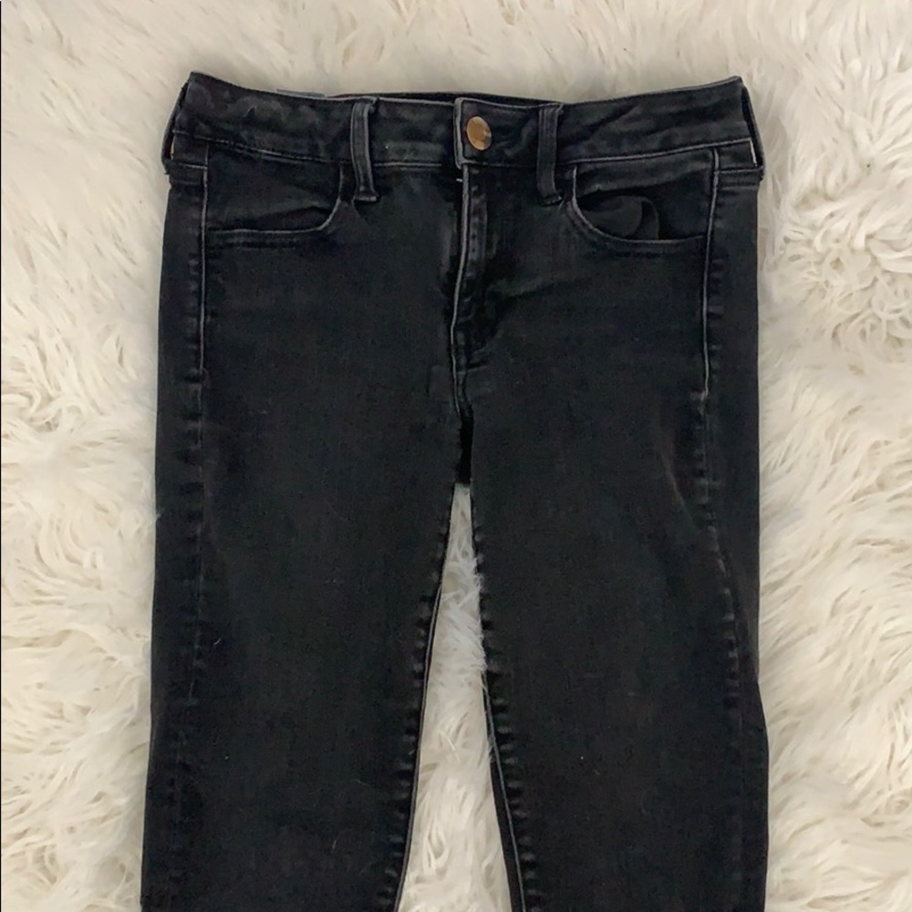 Black American Eagle Super stretch jeans.